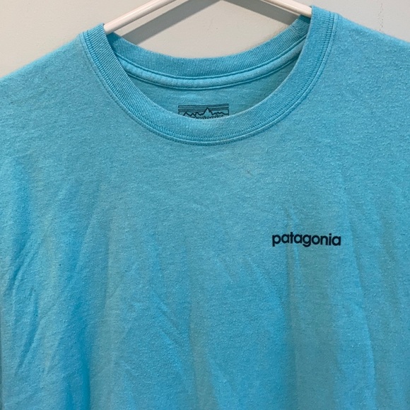 Patagonia classic tee size Medium - Picture 2 of 7